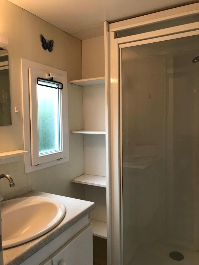 Mobil'Home Dans Camping Bec-de-Mortagne ภายนอก รูปภาพ